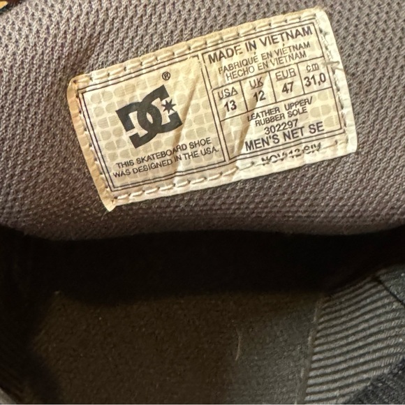 DC Men’s Court Graffik Skate Shoes Gray Black Size 13 - Picture 7 of 8